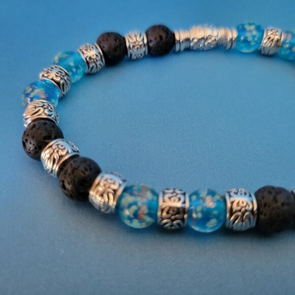NWT Mens Glow In The Dark Stretch Bracelet. Black Lava Rock Blue Firefly Glass - Picture 8 of 11